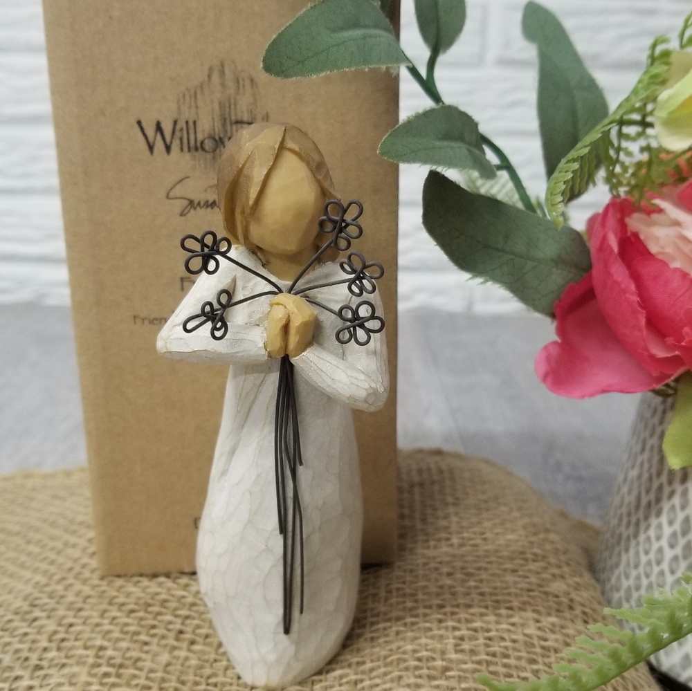 Willow Tree Friendship Figurine